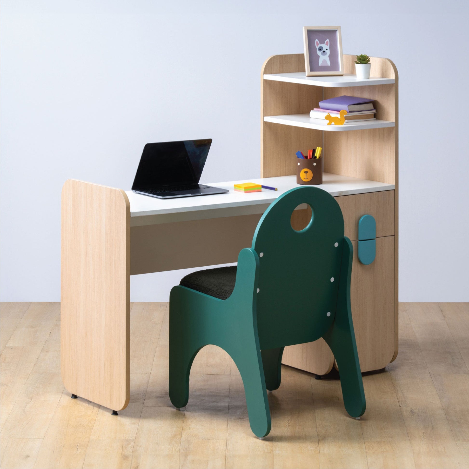 media_gallary Infinity Study Desk & Jigsaw Green 1